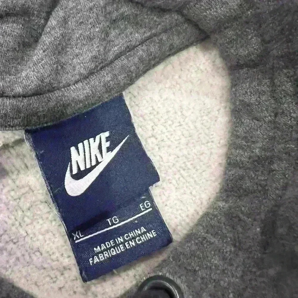 Nike gray hoodie size XL - Picture 4 of 4